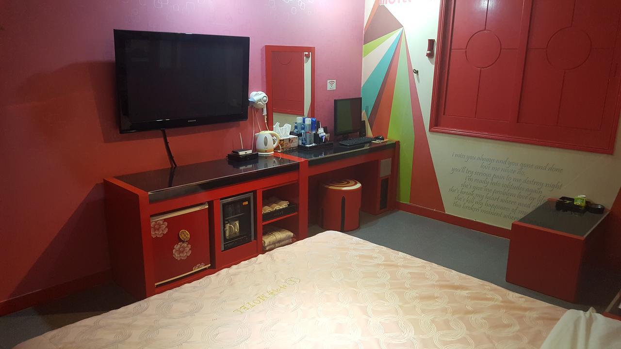 Motel Iu Чангуон Екстериор снимка