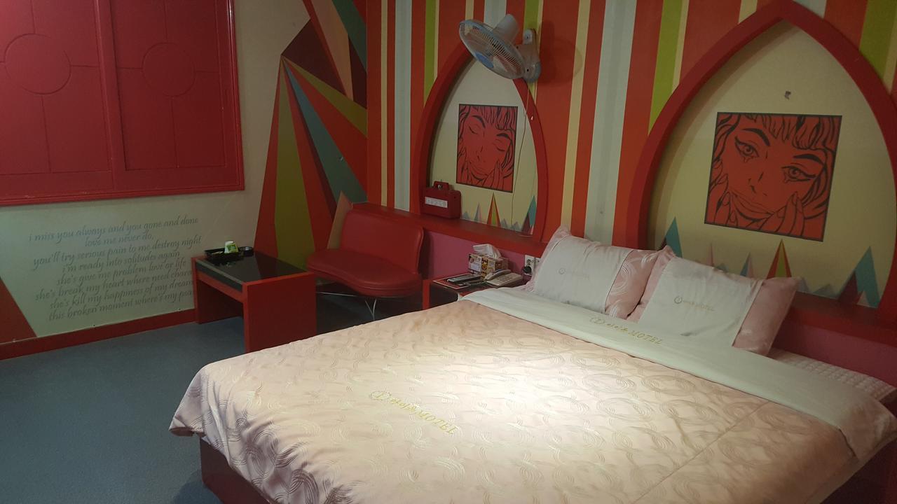 Motel Iu Чангуон Екстериор снимка